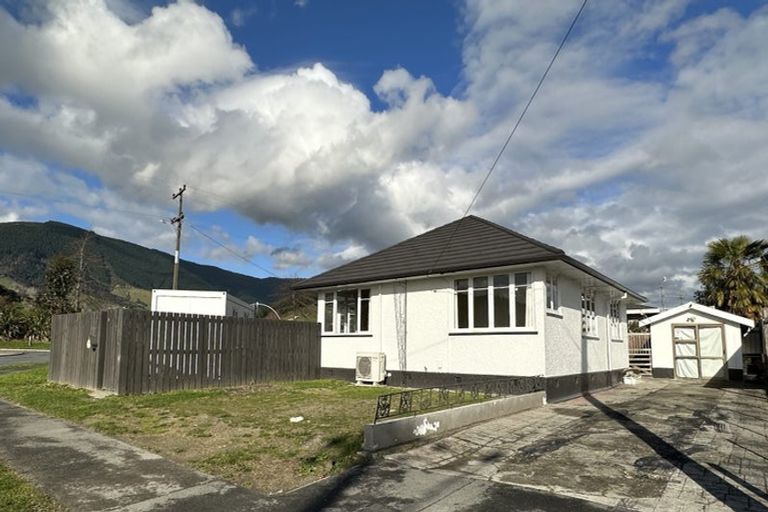 Photo of property in 56 Polstead Road, Stoke, Nelson, 7011