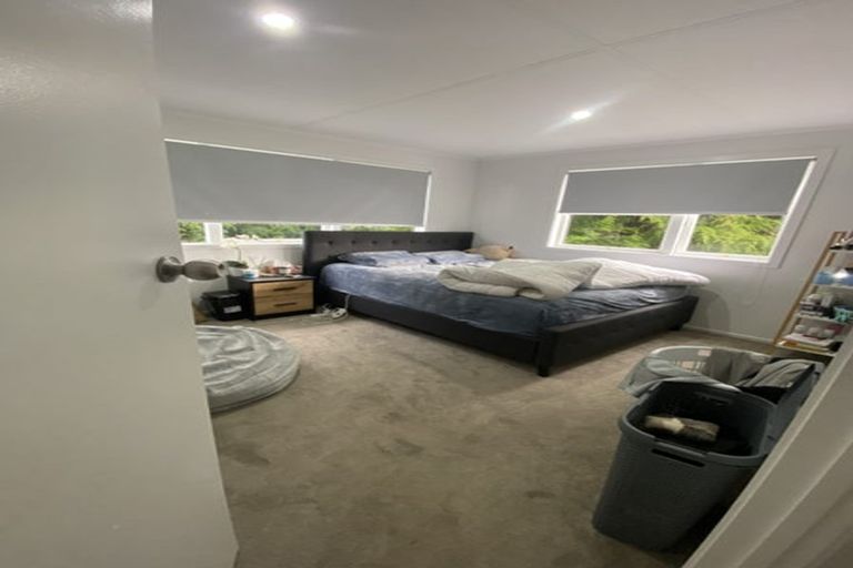 Photo of property in 1/30 Sunnyfield Crescent, Glenfield, Auckland, 0629