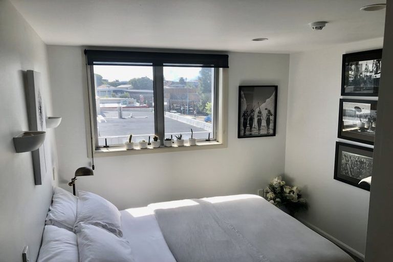 Photo of property in Salisbury Crown, 11/7 Salisbury Avenue, Mount Maunganui, 3116