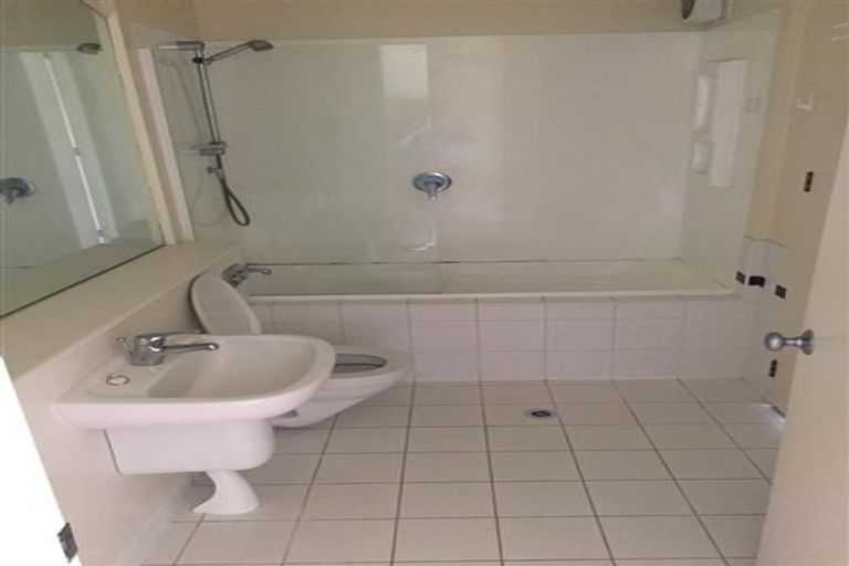 Photo of property in Sirocco Apartments, 816/8 Church Street, Wellington Central, Wellington, 6011