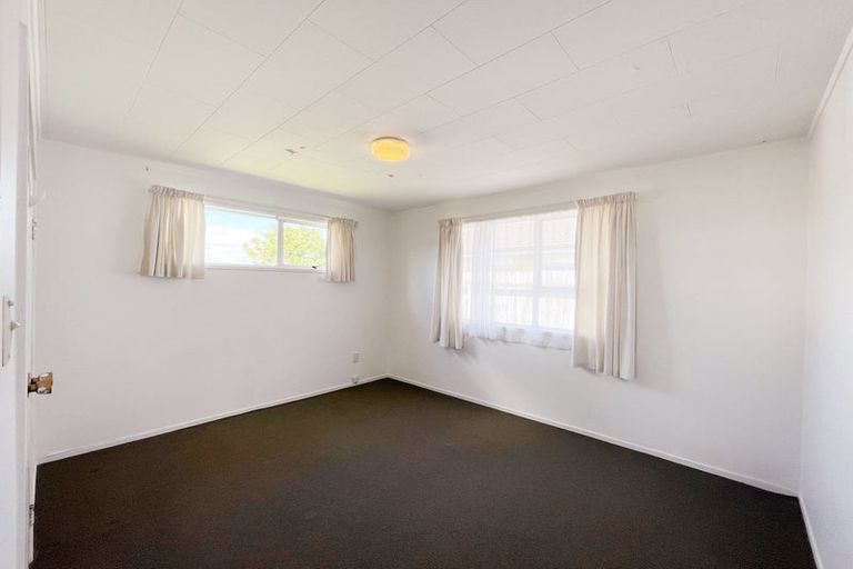 Photo of property in 59 Casuarina Road, Half Moon Bay, Auckland, 2012