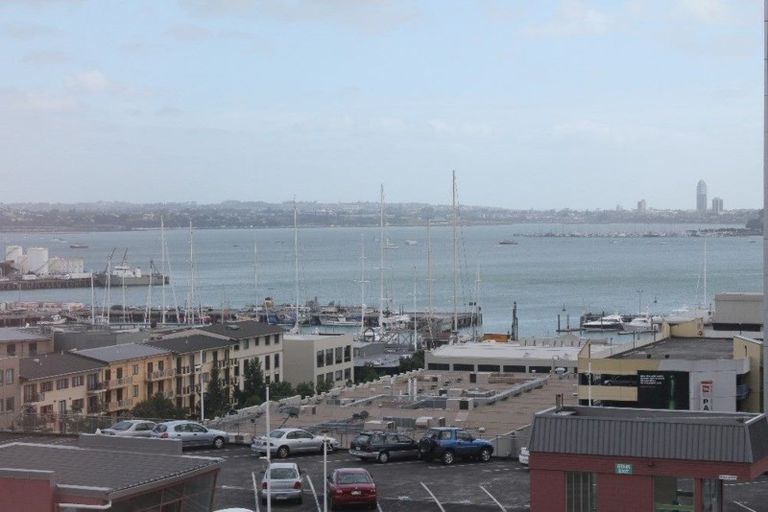 Photo of property in The Heritage Hotel Apartments, 650/35 Hobson Street, Auckland Central, Auckland, 1010