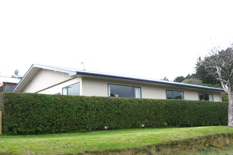 Photo of property in 6 Wharfdale Street, Macandrew Bay, Dunedin, 9014