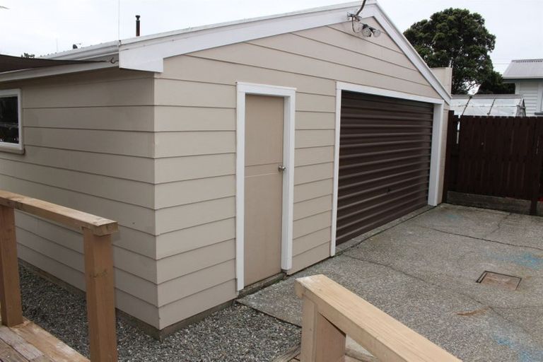 Photo of property in 90 Tasman Street, Karoro, Greymouth, 7805