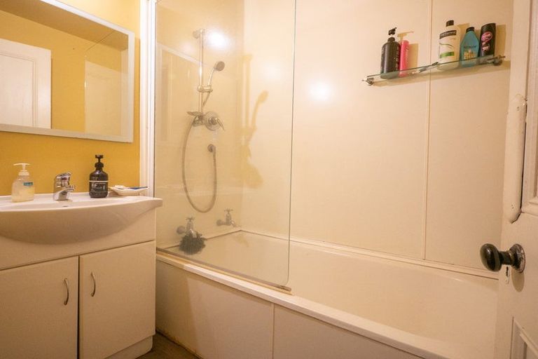 Photo of property in 25 Maitland Street, Dunedin Central, Dunedin, 9016