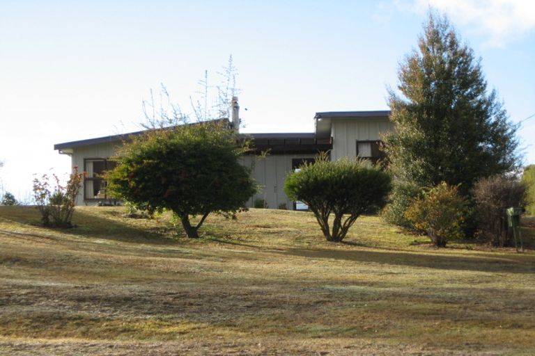 Photo of property in 77 Beacon Point Road, Wanaka, 9305