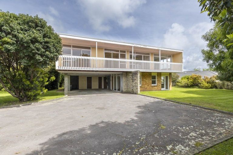 Photo of property in 426 Mangorei Road, Highlands Park, New Plymouth, 4312