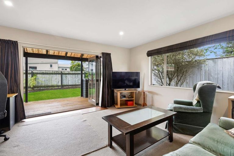 Photo of property in 30 Knowles Street, Terrace End, Palmerston North, 4410