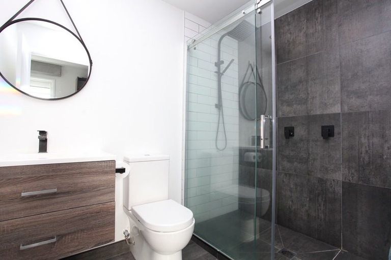 Photo of property in 23 Glenfern Road, Mellons Bay, Auckland, 2014