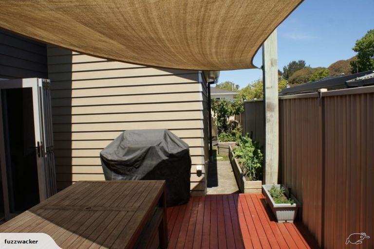 Photo of property in 101a Taradale Road, Onekawa, Napier, 4110