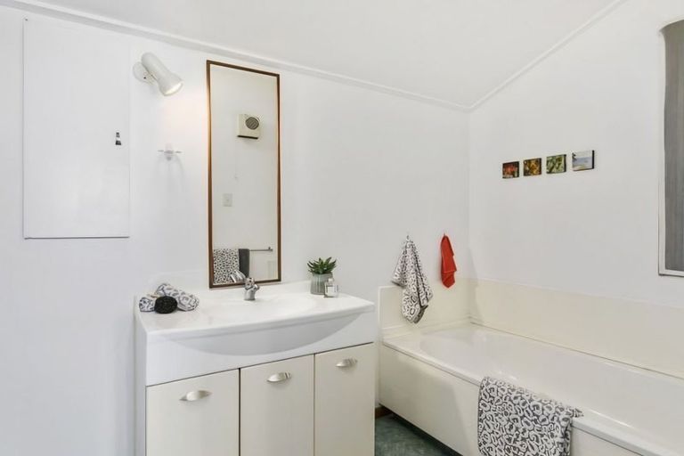 Photo of property in 131a Waterloo Road, Hutt Central, Lower Hutt, 5010