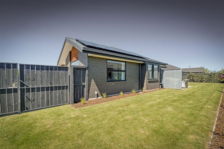 Photo of property in 309 Halswell Junction Road, Halswell, Christchurch, 8025