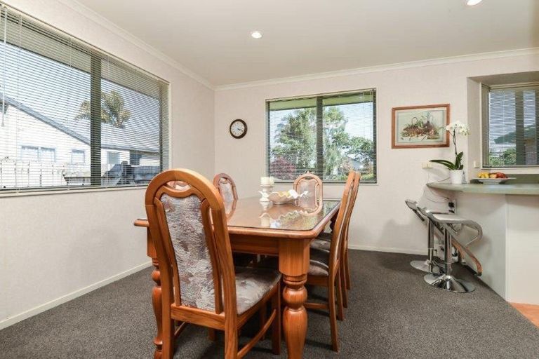 Photo of property in 10 Dorchester Place, Nawton, Hamilton, 3200