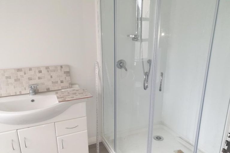 Photo of property in 2 Ruapehu Street, Castlecliff, Whanganui, 4501