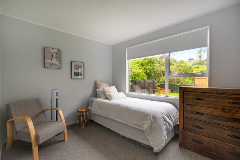 Photo of property in 28 Buckley Grove, Paraparaumu, 5032