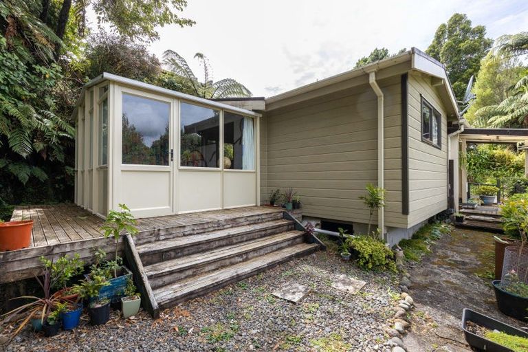 Photo of property in 109 Poplar Grove, Whalers Gate, New Plymouth, 4310