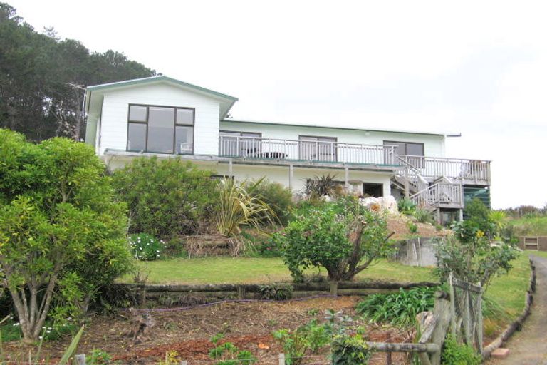 Photo of property in 105 Grange Road, Hahei, Whitianga, 3591