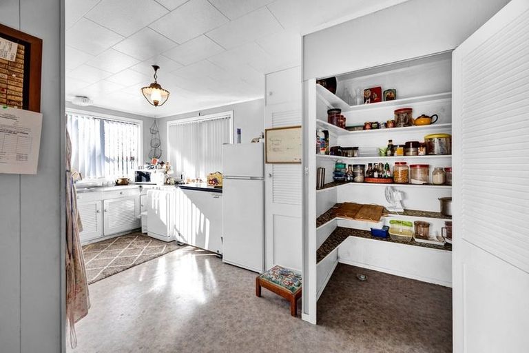 Photo of property in 31 Allison Street, Opunake, 4616