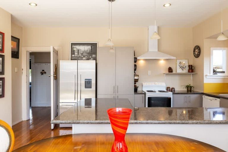 Photo of property in 1/39 Leitch Street, Somerfield, Christchurch, 8024