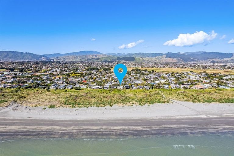 Photo of property in 91 Manly Street, Paraparaumu Beach, Paraparaumu, 5032