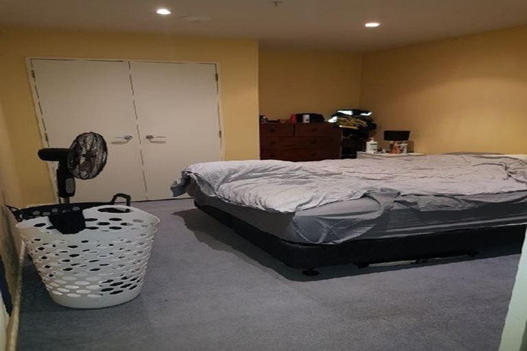 Photo of property in 9/5b Kent Terrace, Mount Victoria, Wellington, 6011