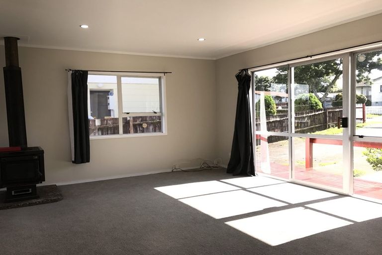 Photo of property in 7 Secretariat Place, Randwick Park, Auckland, 2105
