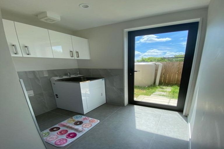 Photo of property in 3/31 Kenderdine Road, Papatoetoe, Auckland, 2025