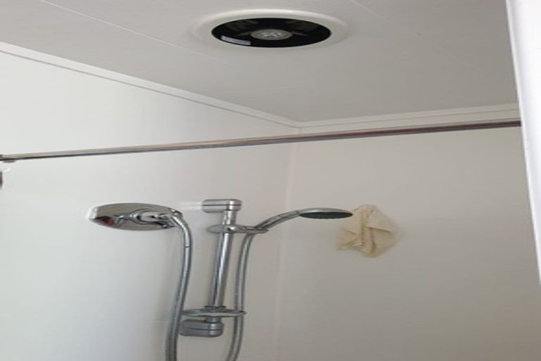 Photo of property in 16 Villa Place, Bell Block, New Plymouth, 4312