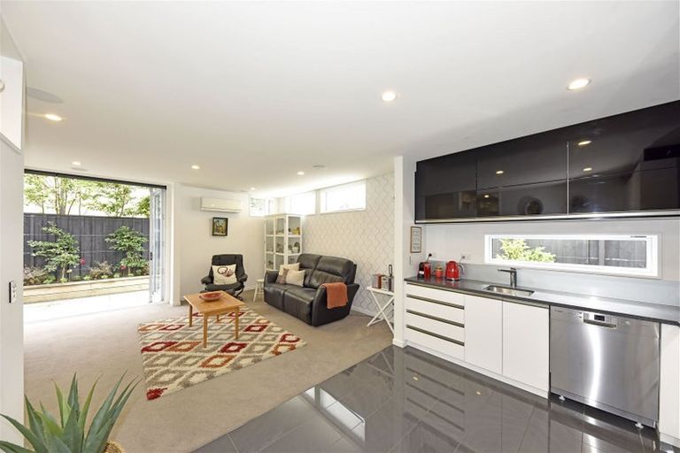 Photo of property in 14a Exeter Street, Merivale, Christchurch, 8014