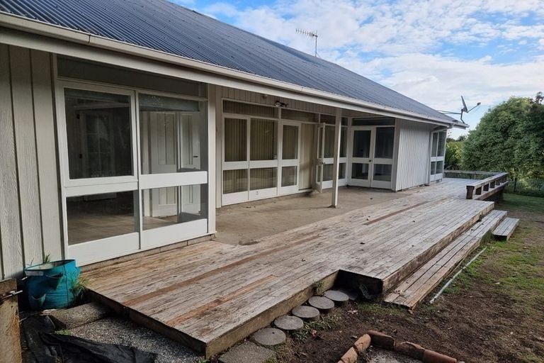 Photo of property in 466 Taupaki Road, Kumeu, 0892