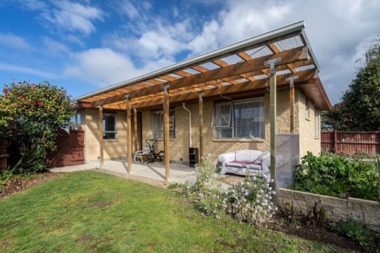 Photo of property in 66 Vivian Street, Burwood, Christchurch, 8083