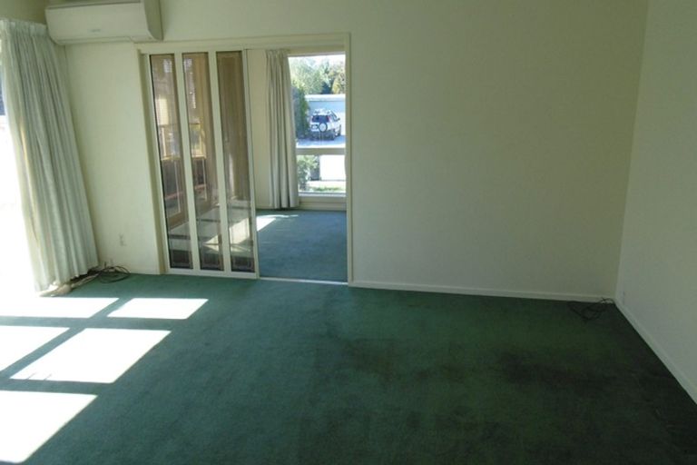 Photo of property in 69 Gladson Avenue, Sockburn, Christchurch, 8042