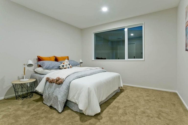 Photo of property in 6c Seaview Road, Milford, Auckland, 0620
