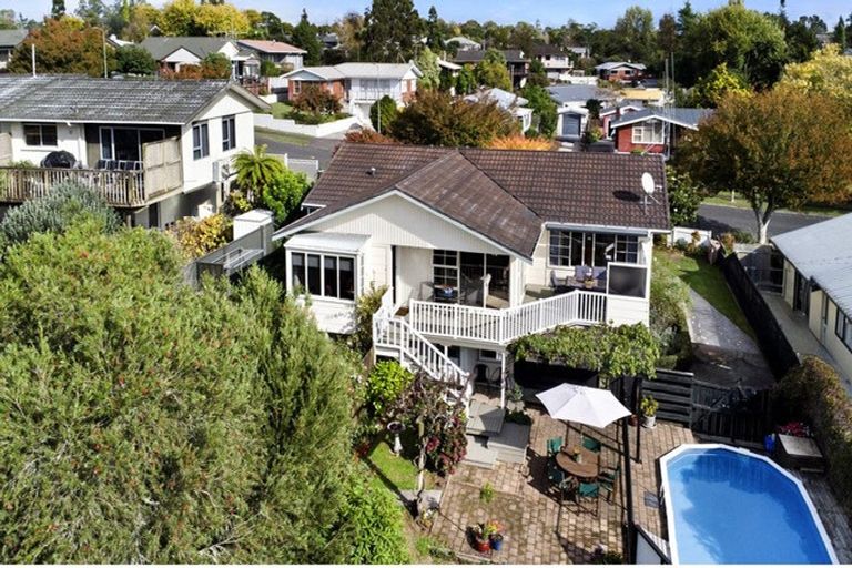 Photo of property in 4 Sunnyhills Avenue, Glenview, Hamilton, 3206