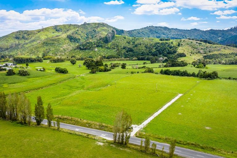 Photo of property in 331 West Coast Road, Makarau, Warkworth, 0981