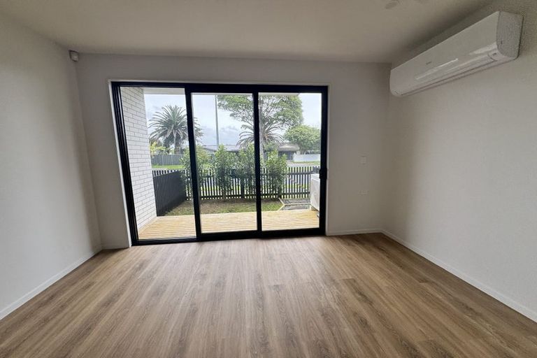 Photo of property in 6b Cascades Road, Pakuranga Heights, Auckland, 2010