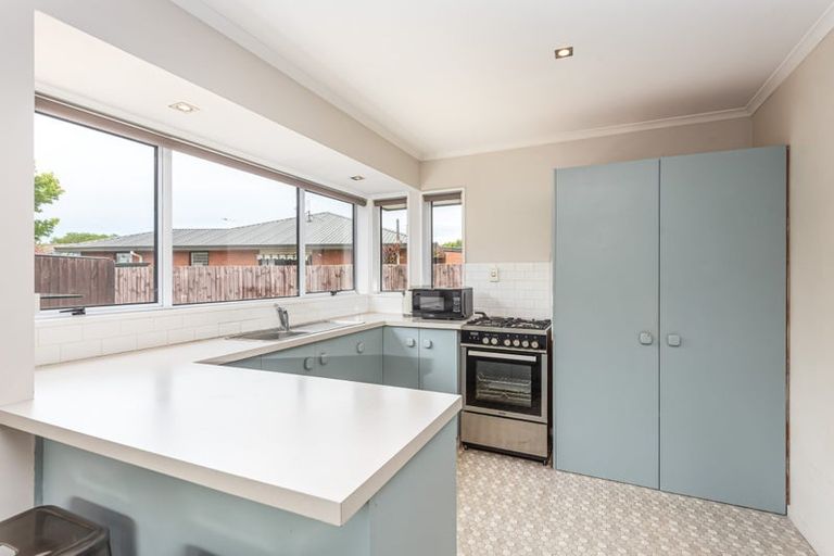 Photo of property in 2/12 Lochmore Street, Bishopdale, Christchurch, 8051