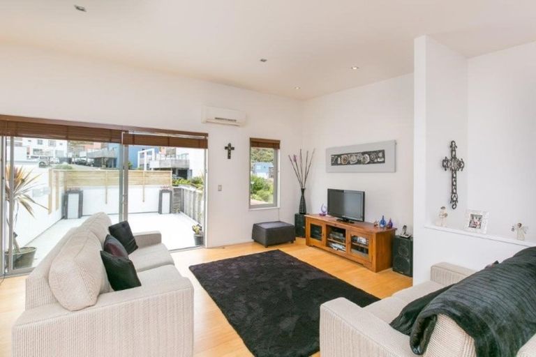 Photo of property in 78 Saddleback Grove, Karori, Wellington, 6012