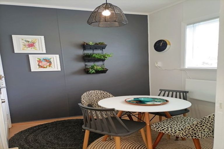 Photo of property in 34 Athlone Crescent, Boulcott, Lower Hutt, 5011