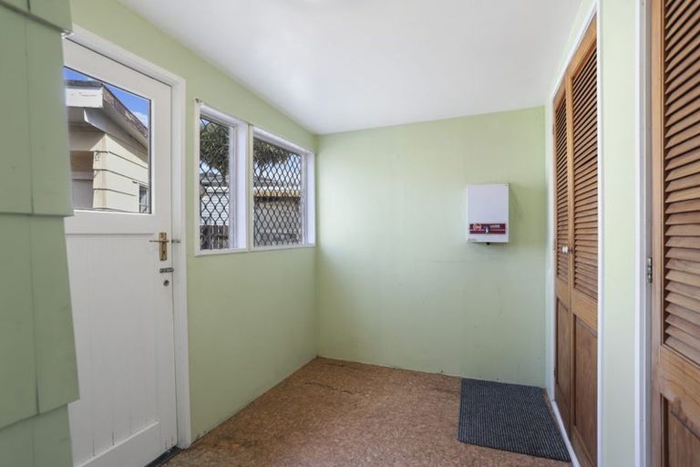 Photo of property in 412 West Coast Road, Glen Eden, Auckland, 0602