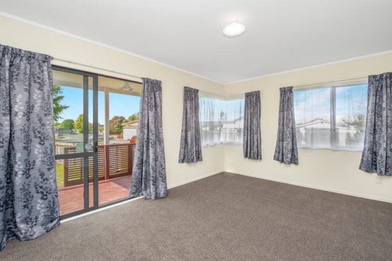 Photo of property in 21 Penney Green, Nawton, Hamilton, 3200