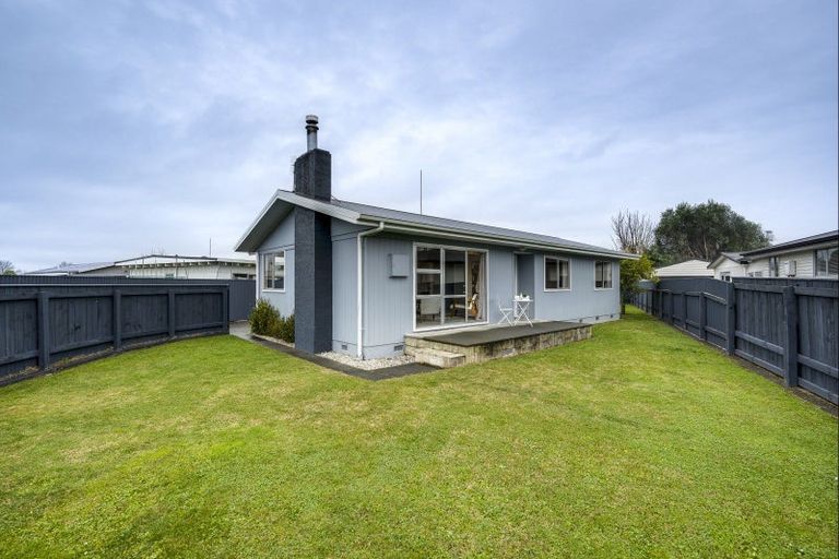 Photo of property in 15 Liverpool Crescent, Tamatea, Napier, 4112