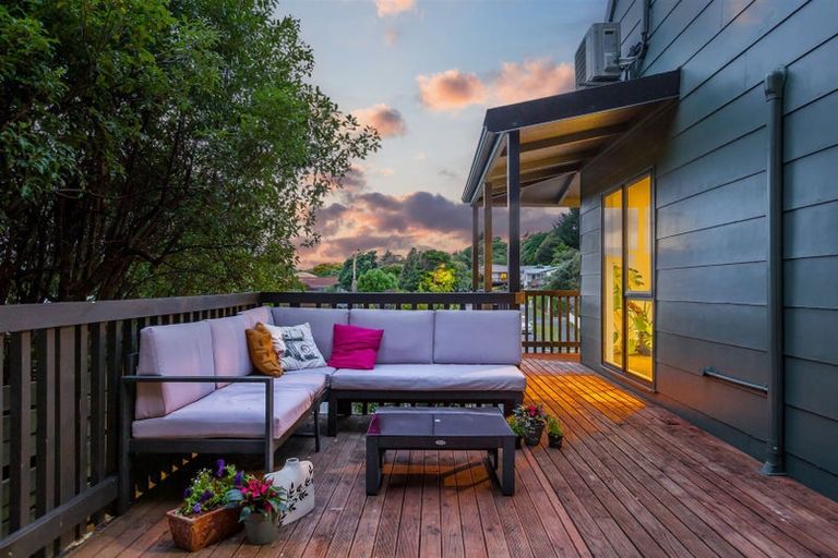 Photo of property in 63 Omapere Street, Whitby, Porirua, 5024