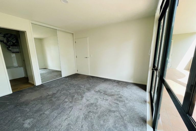 Photo of property in 2/21 Hewitts Road, Merivale, Christchurch, 8014
