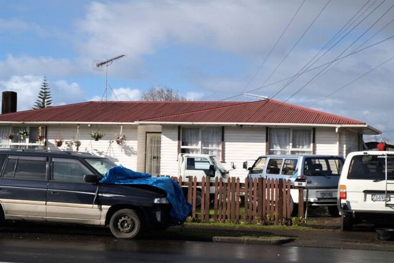 Photo of property in 55 Favona Road, Favona, Auckland, 2024