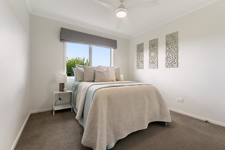 Photo of property in 55 Inverness Drive, Pyes Pa, Tauranga, 3112