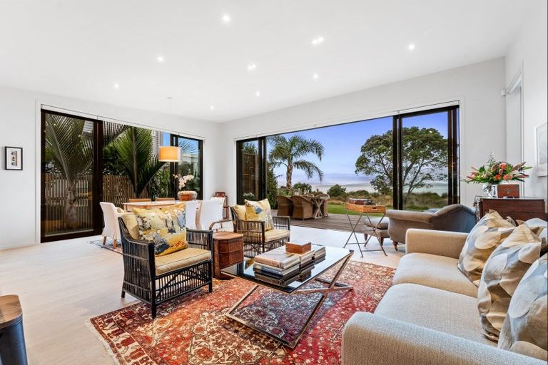 Photo of property in 21 Hampton Mews, Snells Beach, 0920