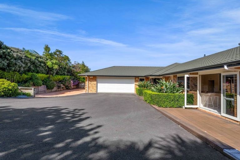 Photo of property in 6c Highfield Place, Highlands Park, New Plymouth, 4312