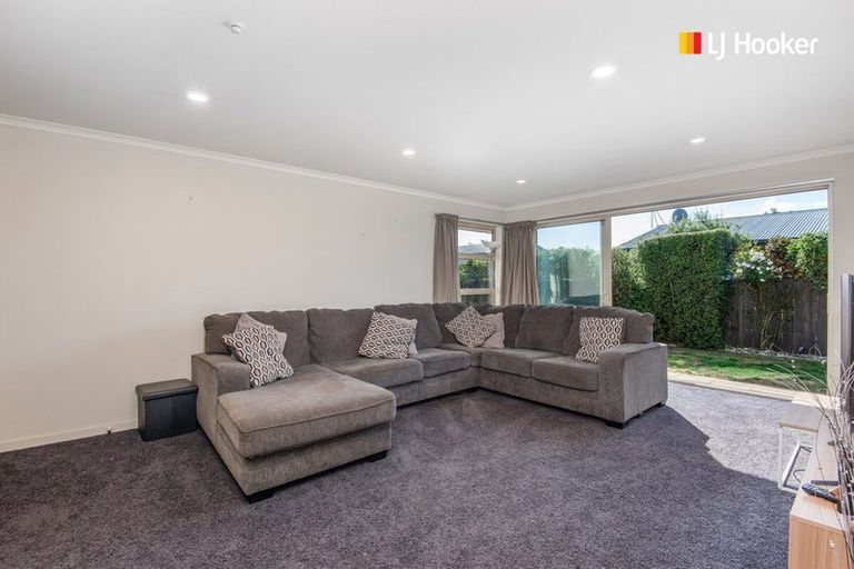 Photo of property in 1 Watt Street, Mosgiel, 9024