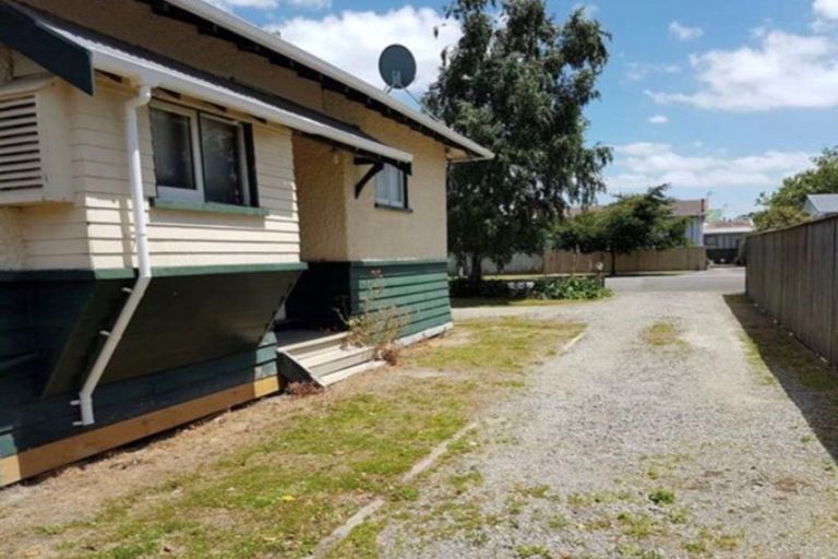 Photo of property in 68 Chelwood Street, Takaro, Palmerston North, 4412